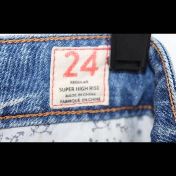 We the Free (Anthropologie) Women's Don't Get Me Wrong Denim Skirt Size 24. - Picture 4 of 11